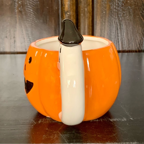 Jack O’Lantern with Ghost Witch Handle Ceramic Halloween Mug - Picture 5 of 8